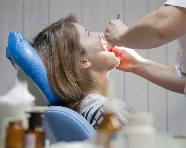 Wo kann man eine gute Parodontalbehandlung machen lassen